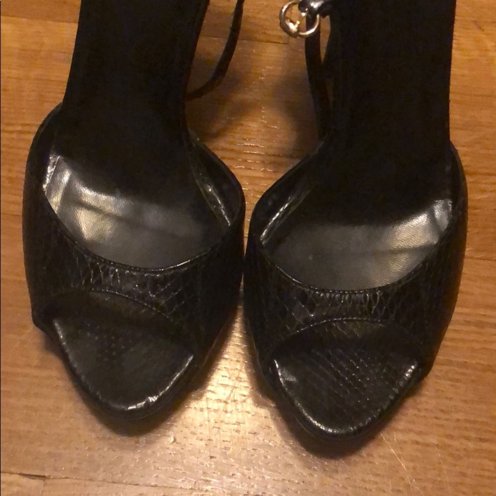 Gucci heels size 36.5 🩷host pick🩷 - Picture 6 of 16